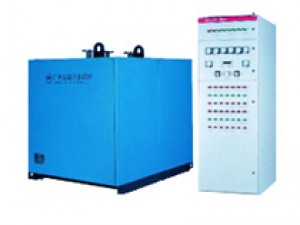 特点：
该产品具有无噪声、无污染、安装使用方便等优点。热效率高达99%以上，内置换热器可承压1.0MPa，该产品采用了以下关键技术:
·无切削挤压鳍片管技术:增加换热器受热面积,强化传热;防止和延缓换热器内部结垢.
·双盘管技术:使无切削挤压鳍片管换热器能够同时提供两种不同用途的热水.(特殊产品)
·电热管排列和接线结构:实现机组电加热管合理排列,方便更换和维修.
·PLC控制技术:实现机组全自动无人值守,电加热管分级启停,保证电锅炉安全运行.具有超温、过载、短路、漏电、缺水，缺相等安全保护措施